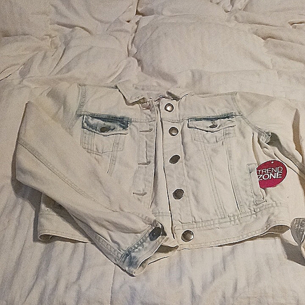 Washed Jean Jacket Bongo